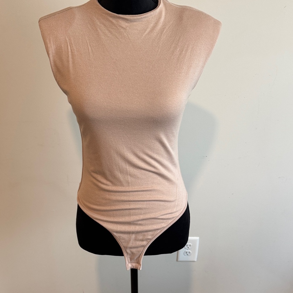 Fashion Nova Nude Sleeveless Bodysuit